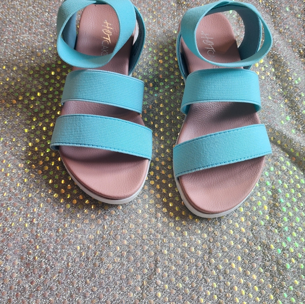 Mint Sandals - Picture 2 of 3